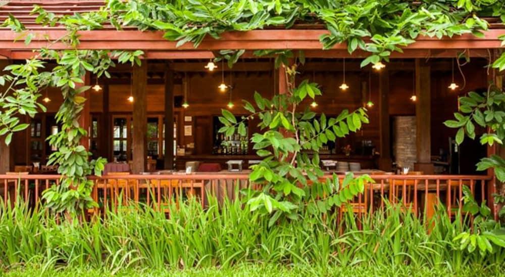 מאה סאריאנג Riverhouse-The Teak House מראה חיצוני תמונה