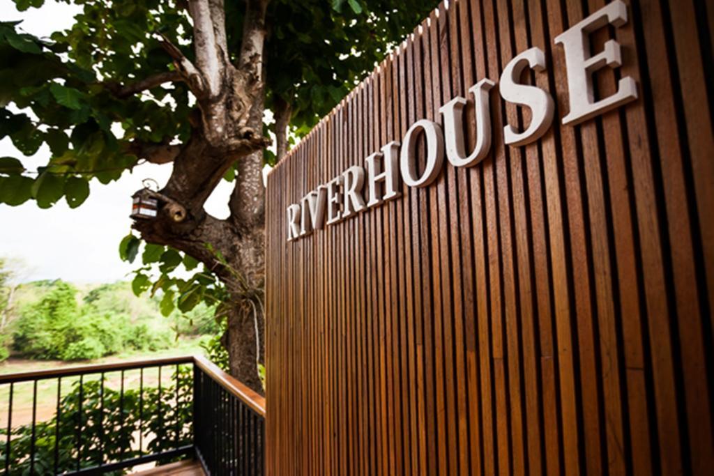 מאה סאריאנג Riverhouse-The Teak House מראה חיצוני תמונה
